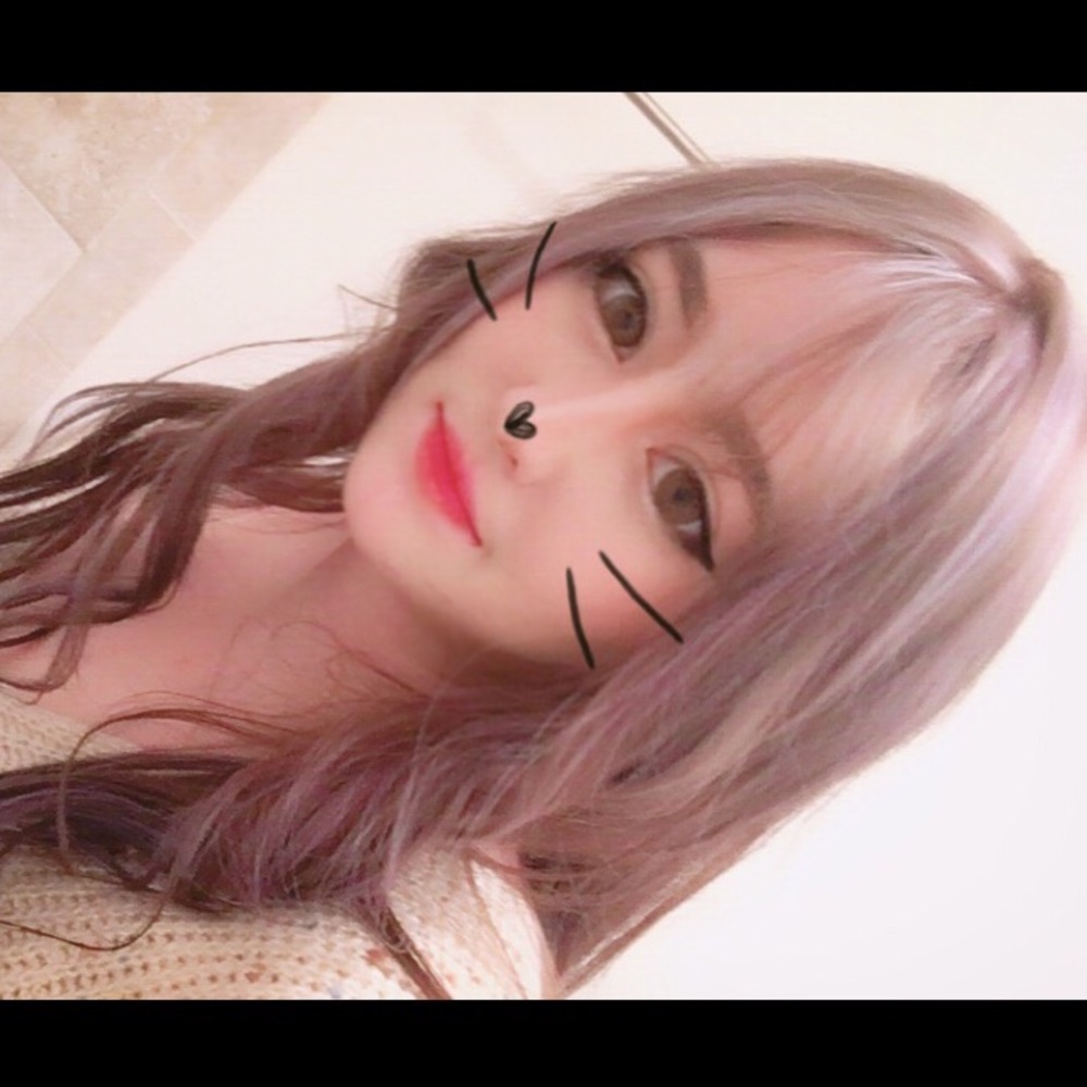 Meet your Posher, Nicole